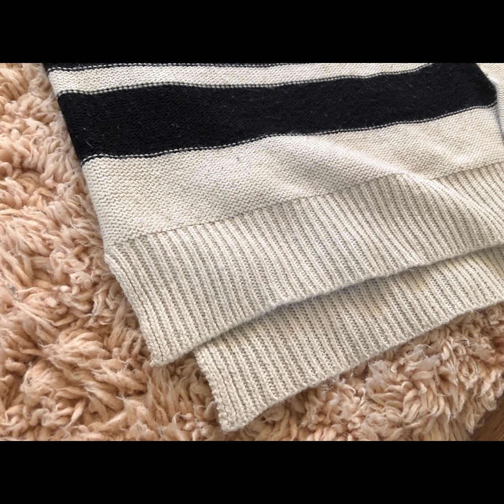 Striped sweater - Picture 3 of 3